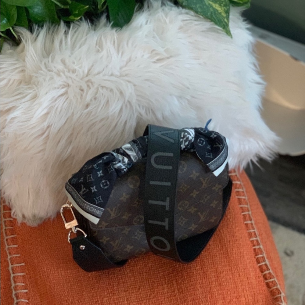 Welcome to my closet NFS - Picture 6 of 16